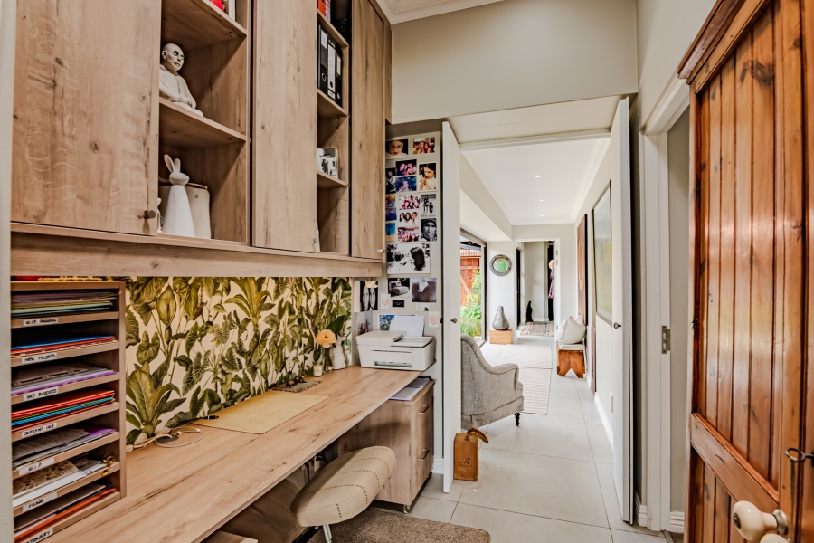 4 Bedroom Property for Sale in Pecanwood Estate North West